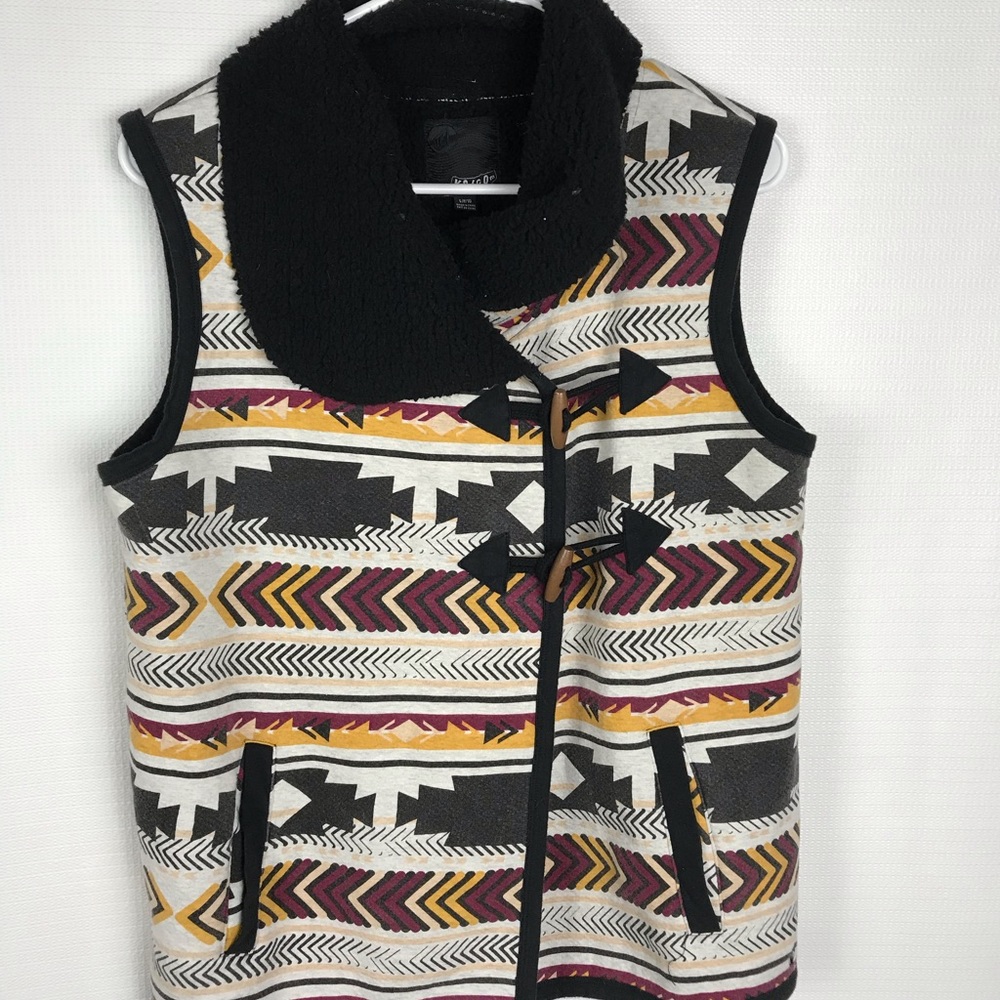 Volcom Aztec Print Vest With Black Sherpa Lining